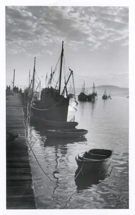 Framed Print : Harbour at Luderitz, Namibia, SW Africa Framed Print : Harbour at Luderitz, Namibia, SW Africa