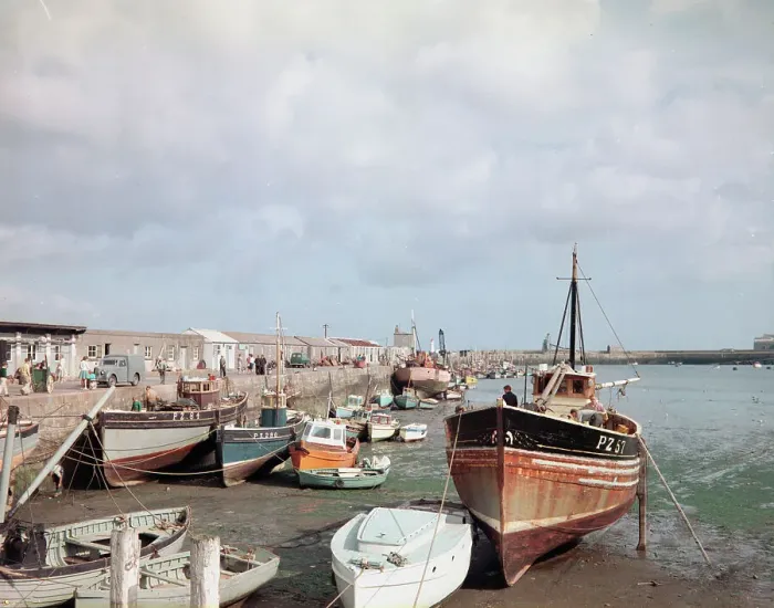 Framed Print : The harbour, Newlyn Framed Print : The harbour, Newlyn