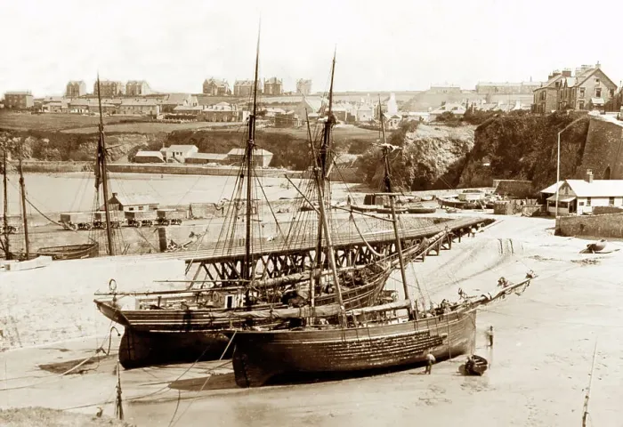 Framed Print : The harbour, Newquay early 1900's Framed Print : The harbour, Newquay early 1900's