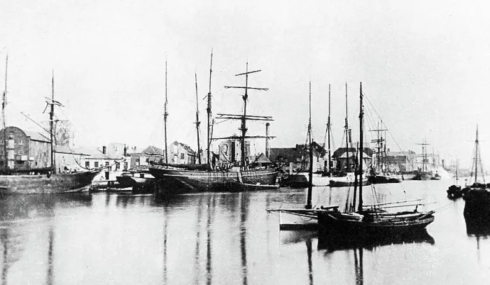 Framed Print : The Harbour, Poole early 1900's Framed Print : The Harbour, Poole early 1900's