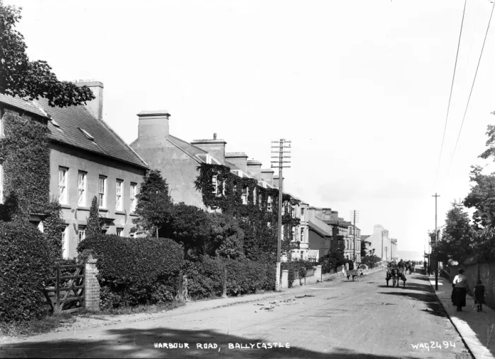 Framed Print : Harbour Road, Ballycastle Framed Print : Harbour Road, Ballycastle