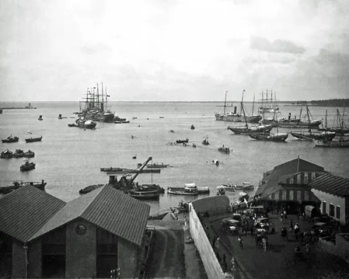 Framed Print : Harbour scene, India Framed Print : Harbour scene, India