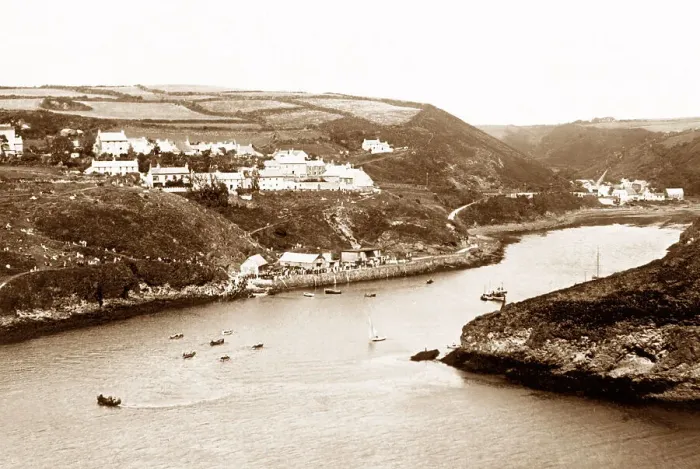 Framed Print : The Harbour, Solva early 1900's Framed Print : The Harbour, Solva early 1900's