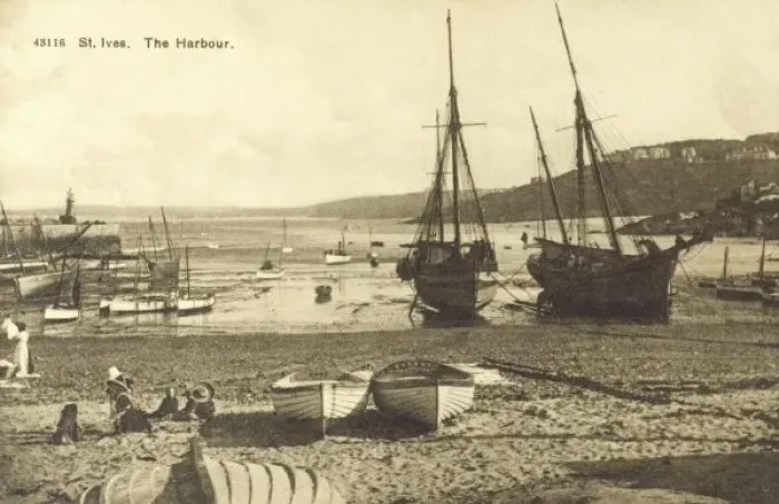 Framed Print : The harbour - St Ives Framed Print : The harbour - St Ives