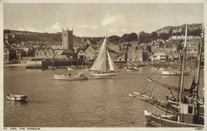Framed Print : The Harbour, St Ives, Cornwall Framed Print : The Harbour, St Ives, Cornwall
