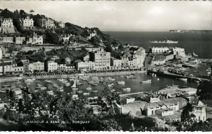Framed Print : Harbour & Vane Hill, Torquay, Devon Framed Print : Harbour & Vane Hill, Torquay, Devon