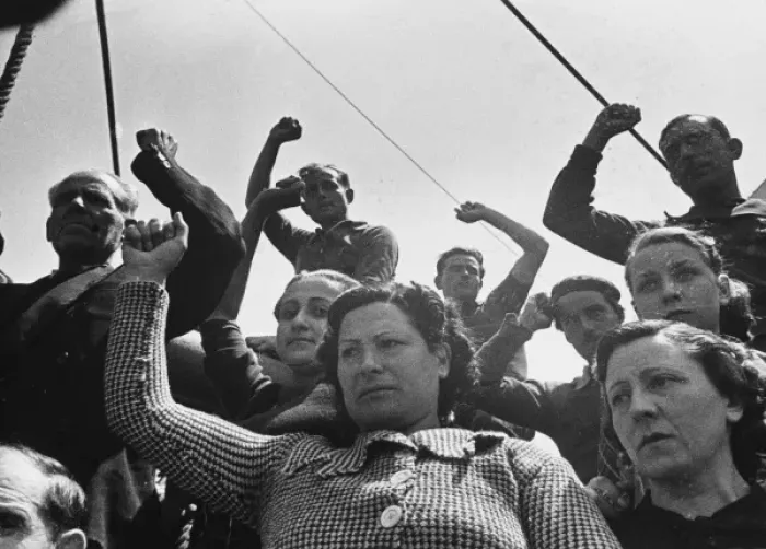 Framed Print : Harbour workers WWII Framed Print : Harbour workers WWII