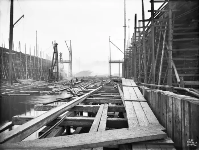 Framed Print : Harland & Wolff Collection - National Museums NI Framed Print : Harland & Wolff Collection - National Museums NI