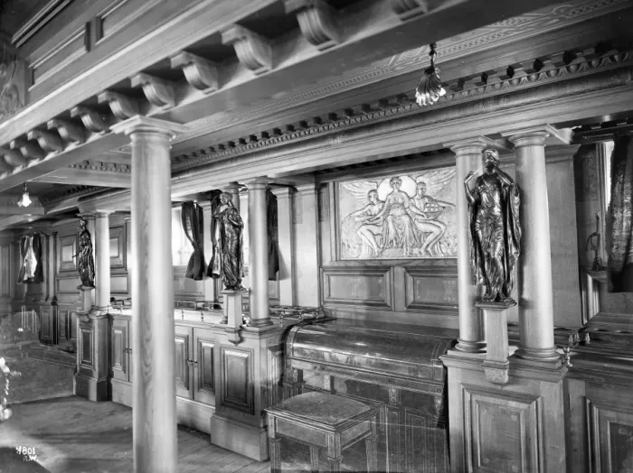 Framed Print : Harland & Wolff Collection - National Museums NI Framed Print : Harland & Wolff Collection - National Museums NI