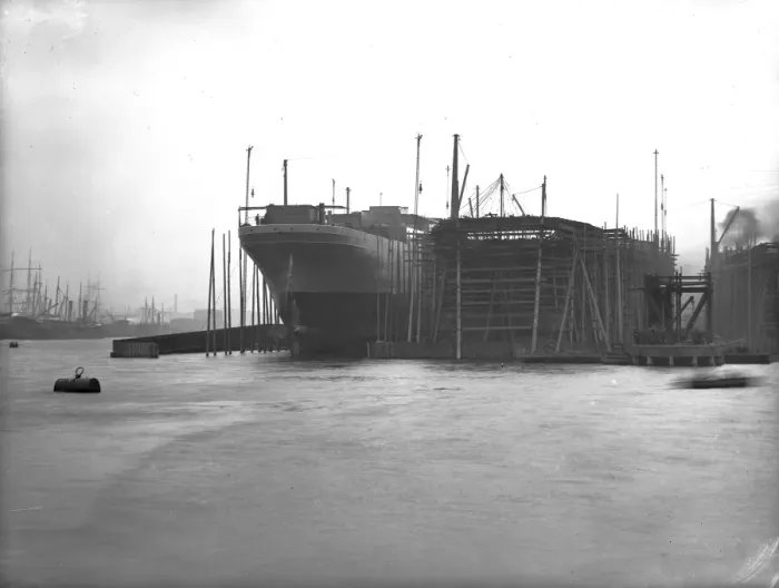 Framed Print : Harland & Wolff Collection - National Museums NI Framed Print : Harland & Wolff Collection - National Museums NI