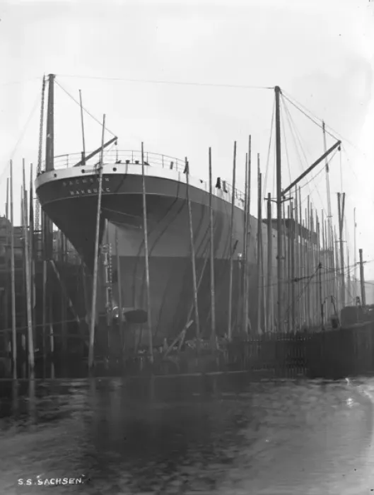 Framed Print : Harland & Wolff Collection - National Museums NI Framed Print : Harland & Wolff Collection - National Museums NI