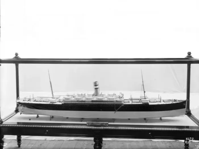 Framed Print : Harland & Wolff Collection - National Museums NI Framed Print : Harland & Wolff Collection - National Museums NI