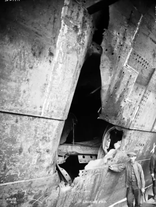Framed Print : Harland & Wolff Collection - National Museums NI Framed Print : Harland & Wolff Collection - National Museums NI