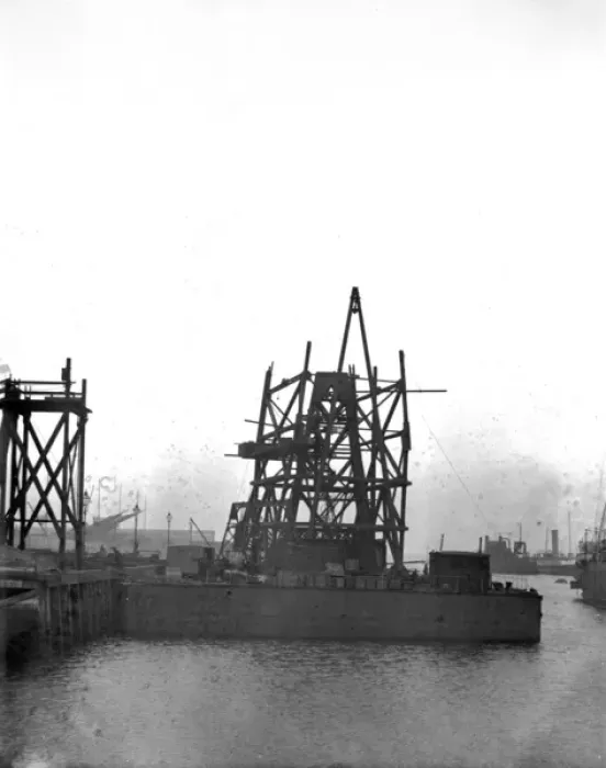 Framed Print : Harland & Wolff Collection - National Museums NI