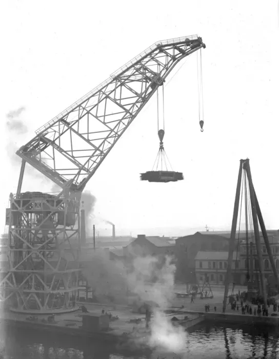 Framed Print : Harland & Wolff Collection - National Museums NI Framed Print : Harland & Wolff Collection - National Museums NI