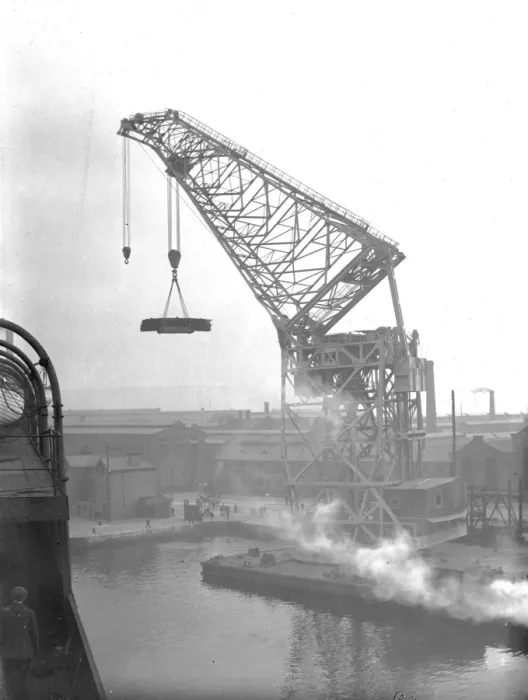 Framed Print : Harland & Wolff Collection - National Museums NI Framed Print : Harland & Wolff Collection - National Museums NI