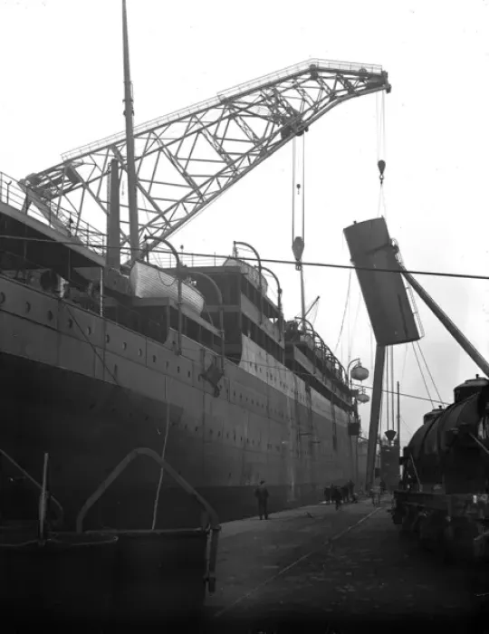Framed Print : Harland & Wolff Collection - National Museums NI Framed Print : Harland & Wolff Collection - National Museums NI