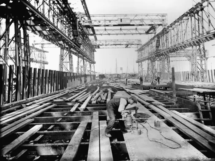 Framed Print : Harland & Wolff Collection - National Museums NI Framed Print : Harland & Wolff Collection - National Museums NI