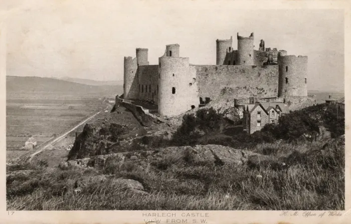 Framed Print : Harlech Castle - Wales Framed Print : Harlech Castle - Wales