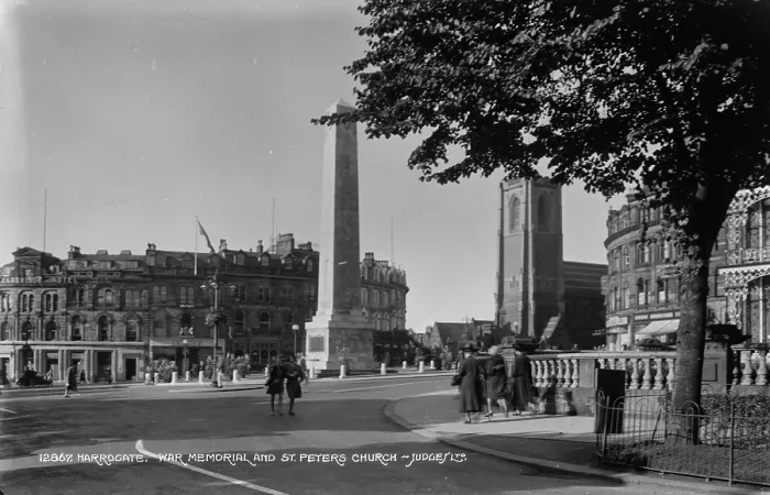 Framed Print : Harrogate War Memorial and St. Peter's Church Framed Print : Harrogate War Memorial and St. Peter's Church