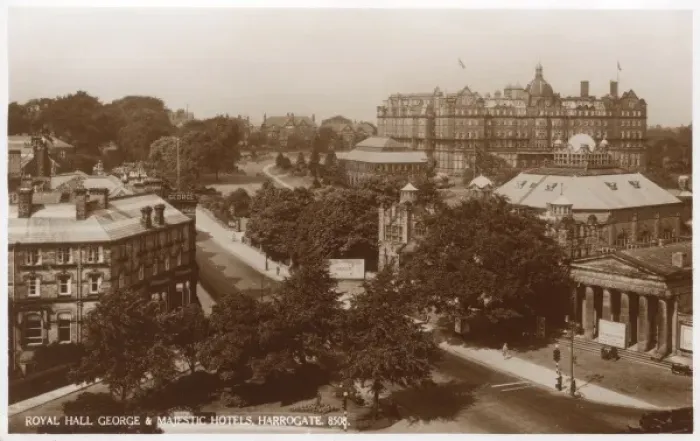 Framed Print : Harrogate, Yorkshire Framed Print : Harrogate, Yorkshire