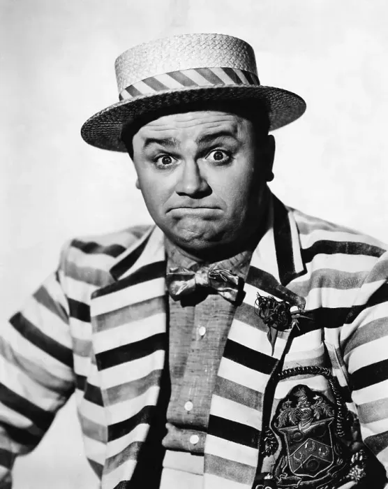 Framed Print : Harry Secombe, Welsh entertainer and singer Framed Print : Harry Secombe, Welsh entertainer and singer