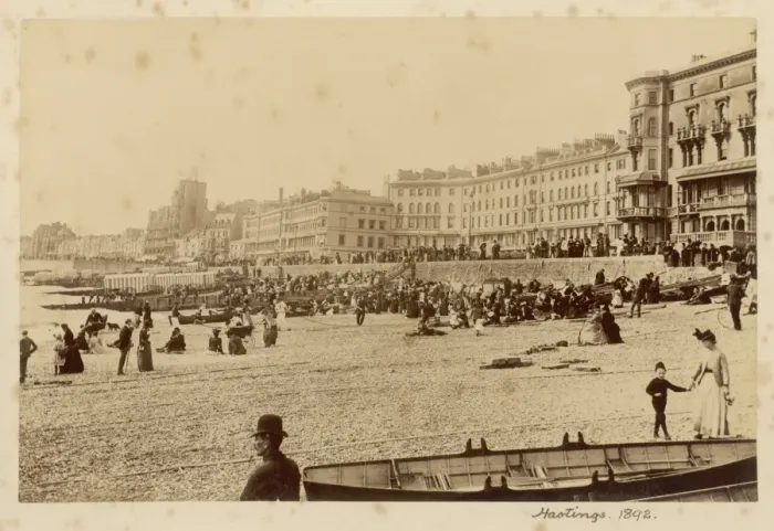 Framed Print : Hastings / Beach 1892 Framed Print : Hastings / Beach 1892