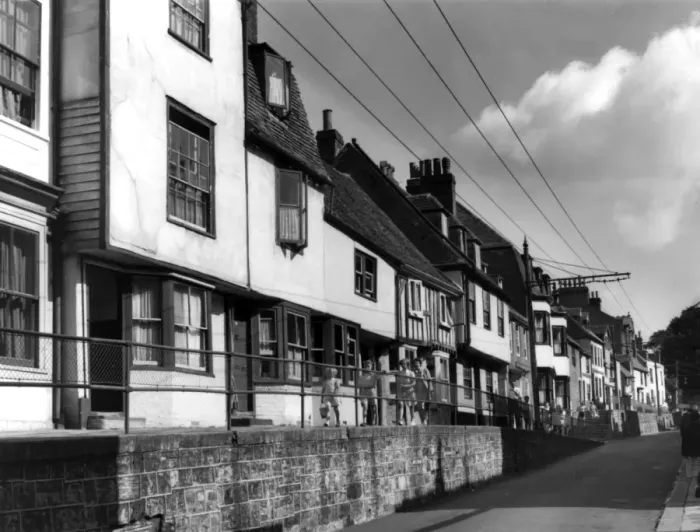 Framed Print : Hastings Old Town Framed Print : Hastings Old Town