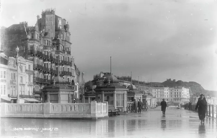 Framed Print : Hastings Seafront in the Past Framed Print : Hastings Seafront in the Past