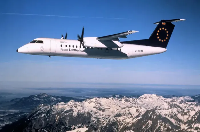 Framed Print : de Havilland Canada DHC-8-314 D-BKIM Framed Print : de Havilland Canada DHC-8-314 D-BKIM