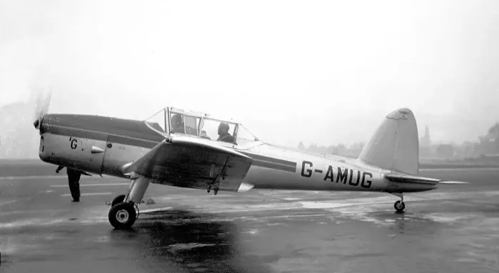 Framed Print : de Havilland Chipmunk 21 G-AMUG Framed Print : de Havilland Chipmunk 21 G-AMUG
