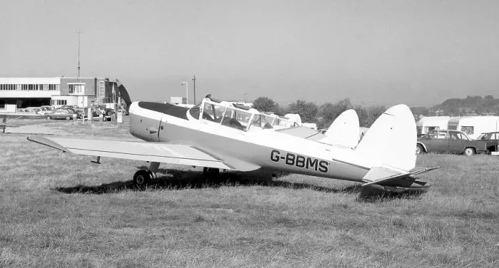 Framed Print : de Havilland Chipmunk 22 G-BBMS Framed Print : de Havilland Chipmunk 22 G-BBMS