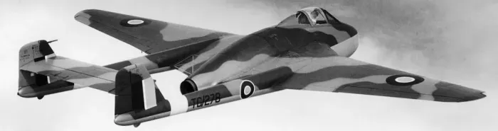 Framed Print : de Havilland DH-100 Vampire