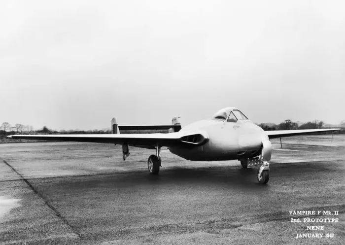 Framed Print : de Havilland DH-100 Vampire F-2 Framed Print : de Havilland DH-100 Vampire F-2
