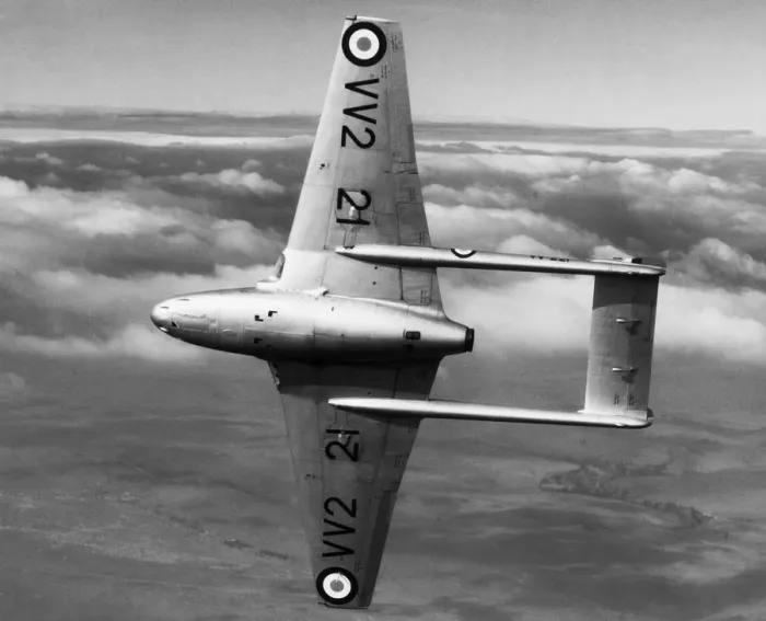 Framed Print : de Havilland DH-100 Vampire FB-5