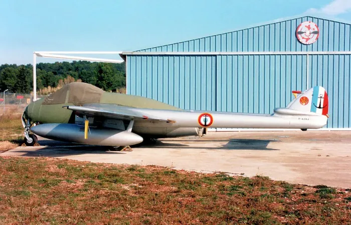 Framed Print : de Havilland DH. 100 Vampire FB. 6 F-AZHJ Framed Print : de Havilland DH. 100 Vampire FB. 6 F-AZHJ