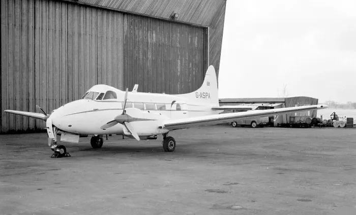 Framed Print : de Havilland DH. 104 Dove 8 G-ASPA Framed Print : de Havilland DH. 104 Dove 8 G-ASPA