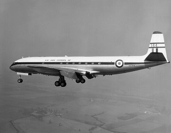 de Havilland DH-106 Comet CIIR  /  C2R