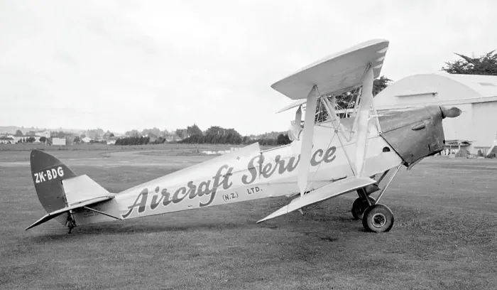 Framed Print : de Havilland DH. 82A Tiger Moth ZK-BDG Framed Print : de Havilland DH. 82A Tiger Moth ZK-BDG