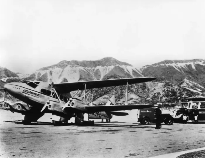 Framed Print : de Havilland DH-86 Express Framed Print : de Havilland DH-86 Express