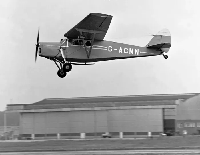 Framed Print : de Havilland DH. 87B Hornet Moth G-AESE Framed Print : de Havilland DH. 87B Hornet Moth G-AESE