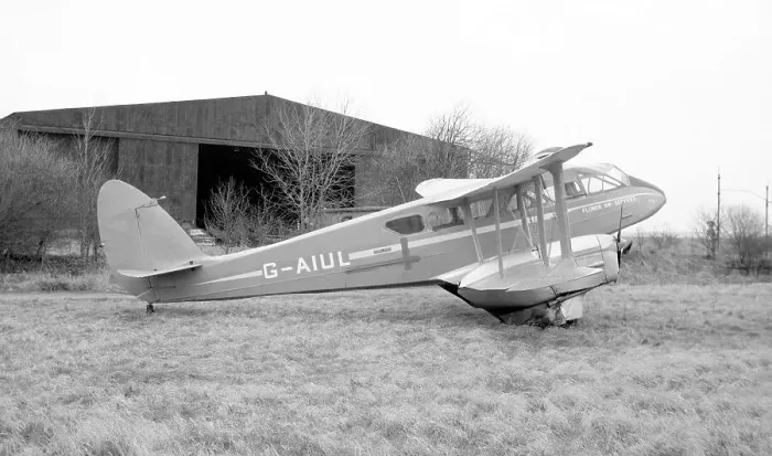 Framed Print : de Havilland DH. 89B Domine G-AIUL Framed Print : de Havilland DH. 89B Domine G-AIUL