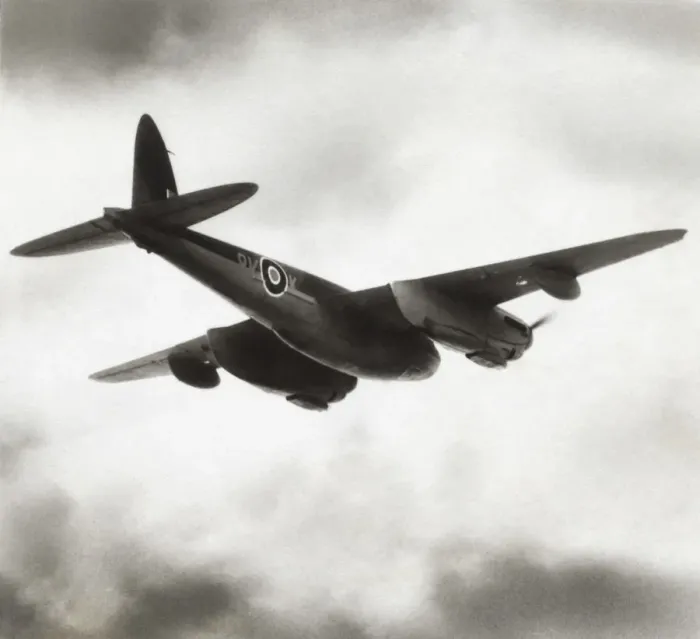 Framed Print : de Havilland DH-98 Mosquito B-16 Framed Print : de Havilland DH-98 Mosquito B-16