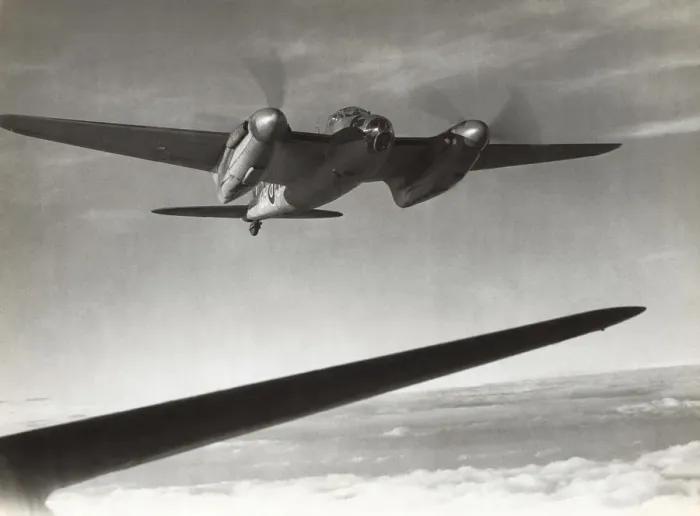 Framed Print : de Havilland DH-98 Mosquito B-4 Framed Print : de Havilland DH-98 Mosquito B-4
