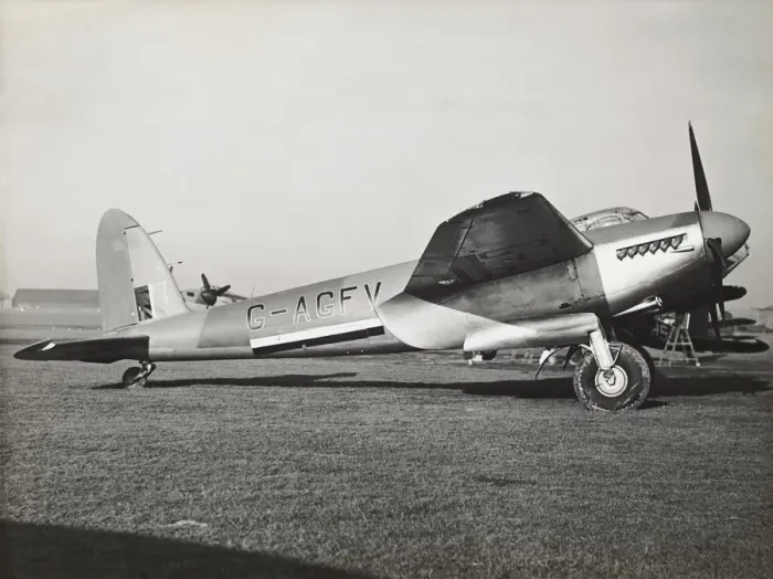 Framed Print : de Havilland DH-98 Mosquito FB-6 Framed Print : de Havilland DH-98 Mosquito FB-6