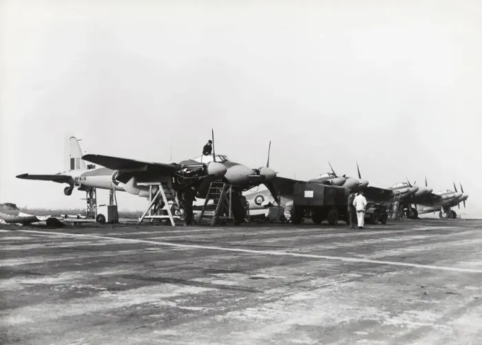 Framed Print : de Havilland DH-98 Mosquito FB-6 Framed Print : de Havilland DH-98 Mosquito FB-6