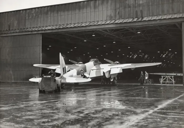 Framed Print : de Havilland DH-98 Mosquito PR-9 Framed Print : de Havilland DH-98 Mosquito PR-9