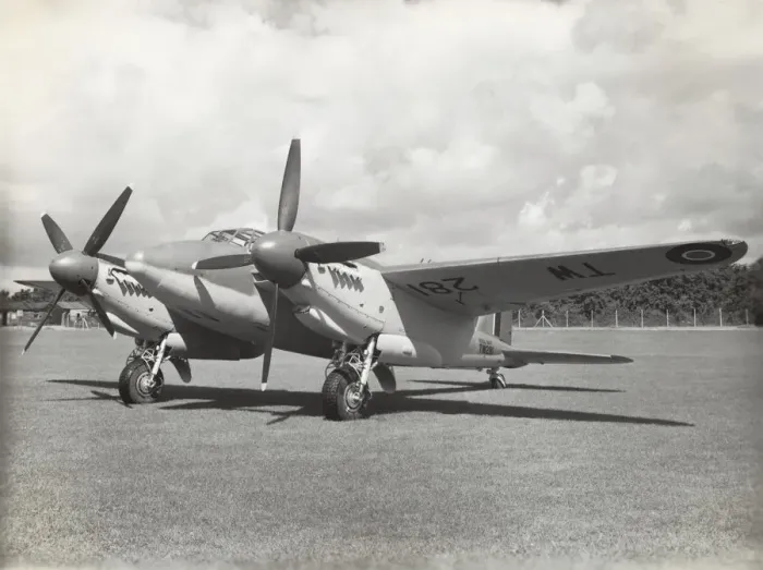Framed Print : de Havilland DH-98 Sea Mosquito TR-33 Framed Print : de Havilland DH-98 Sea Mosquito TR-33