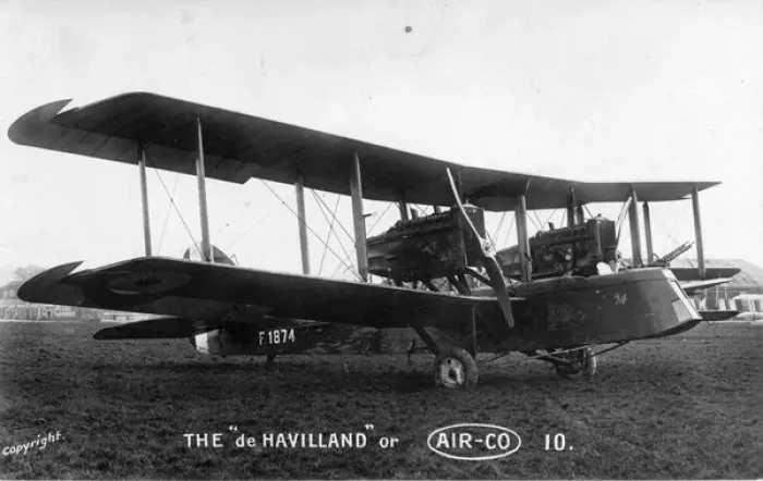 Framed Print : de Havilland DH10 Amiens F1874 Framed Print : de Havilland DH10 Amiens F1874