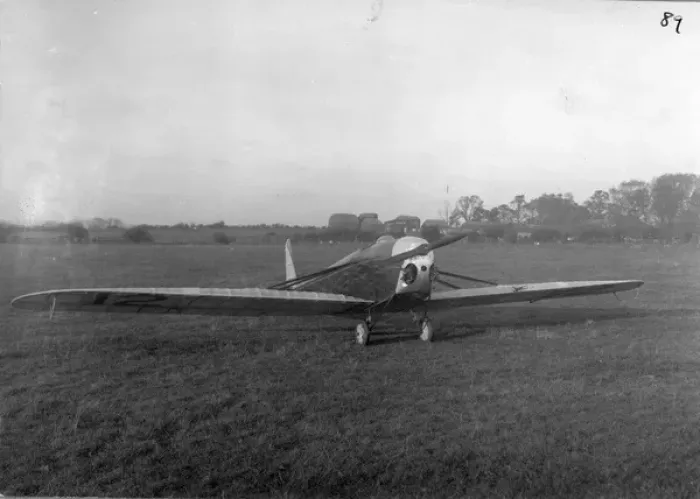 Framed Print : de Havilland DH53 Humming Bird Framed Print : de Havilland DH53 Humming Bird